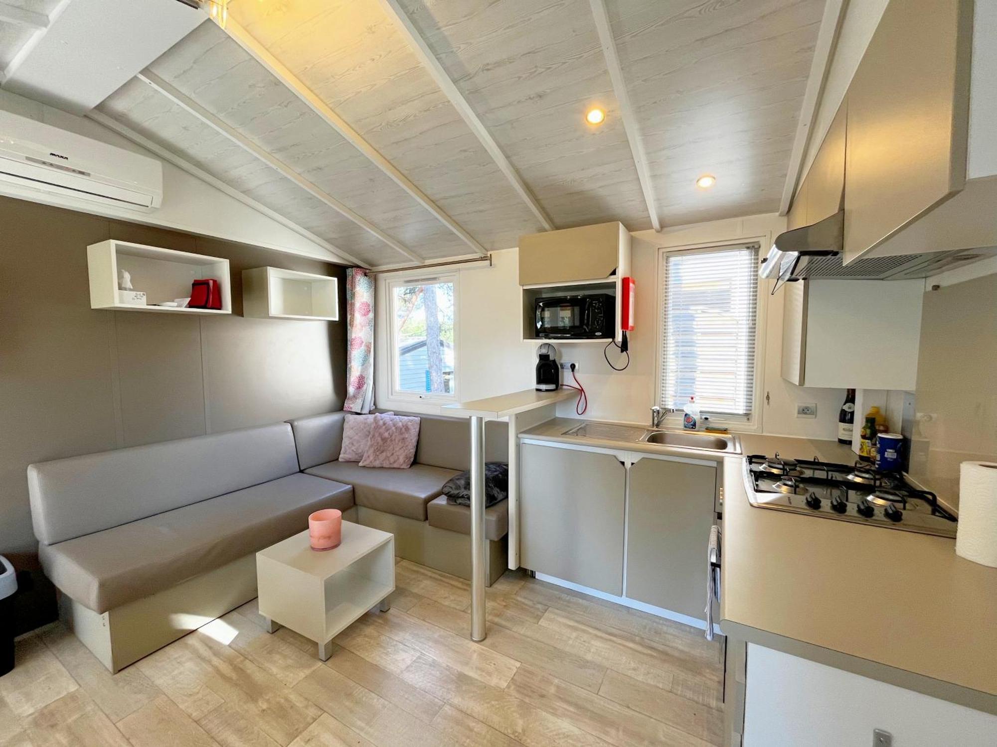 Mobil-Home Dans Camping 4* Saint-Laurent-du-Verdon Extérieur photo